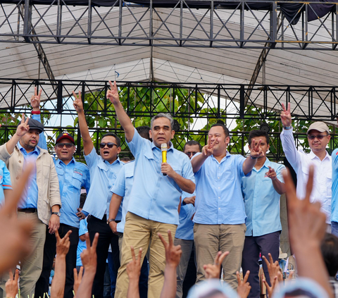 Sekjen Gerindra Ahmad Muzani mengatakan, komunikasi Prabowo-Gibran dengan ketum partai pengusung calon presiden-calon wakil presiden (capres-cawapres) nomor urut 01 dan 03 berjalan baik.