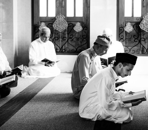 Traditions of Nisfu Syaban Night in Indonesia, Becoming a Moment of Mutual Brotherhood Among Muslims