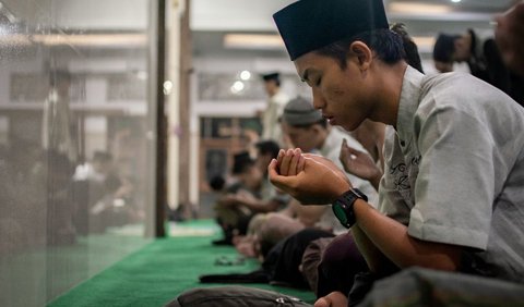 Religious Tradition of Nisfu Syaban in Indonesia