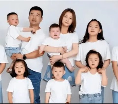 Viral Portrait of a Mother with 9 Children Who Wants to Have 12 Children with Different Zodiac Signs, Says Her Life Becomes Better