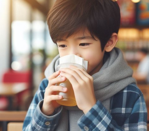 Ini Alasan Mengapa Anak Tidak Boleh Minum Dingin saat Pilek