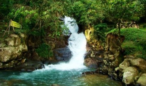 <b>4. Curug Panjang</b><br>