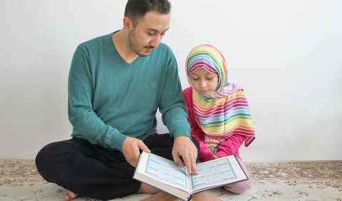 The main things that parents should teach their children according to Islamic teachings.