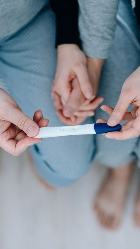 <b>Tips Mencegah Infertilitas pada Pria dan Wanita, Terapkan Gaya Hidup Sehat</b>