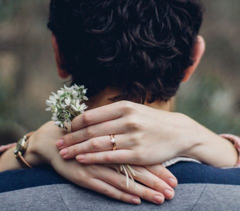 60 Romantic Words for Husband and Wife that Make the Relationship Last Longer, Really Happy!