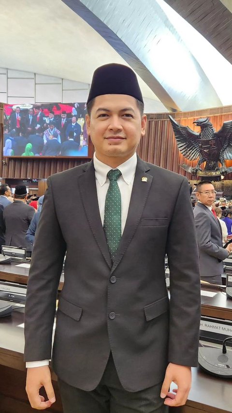 Potret Rumah Mewah Tommy Kurniawan, Artis Caleg yang Lolos ke Senayan dari Real Count Sirekap KPU