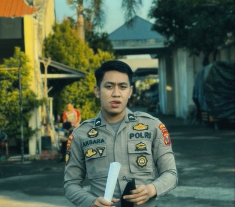 Polisi Ini Dinyinyirin Tampan Hanya saat Pakai Masker, Begini Potretnya Usai Dibuka, Bikin Gagal Fokus