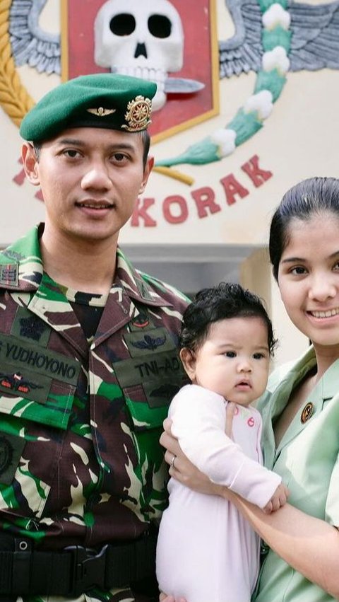 Kemudian saat menjadi perwira TNI, AHY melanjutkan pendidikan tinggi formal di tiga Universitas di luar negeri.