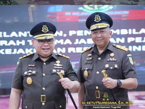 Jaksa Agung Resmi Lantik Kajati DKI Jakarta dan Bali