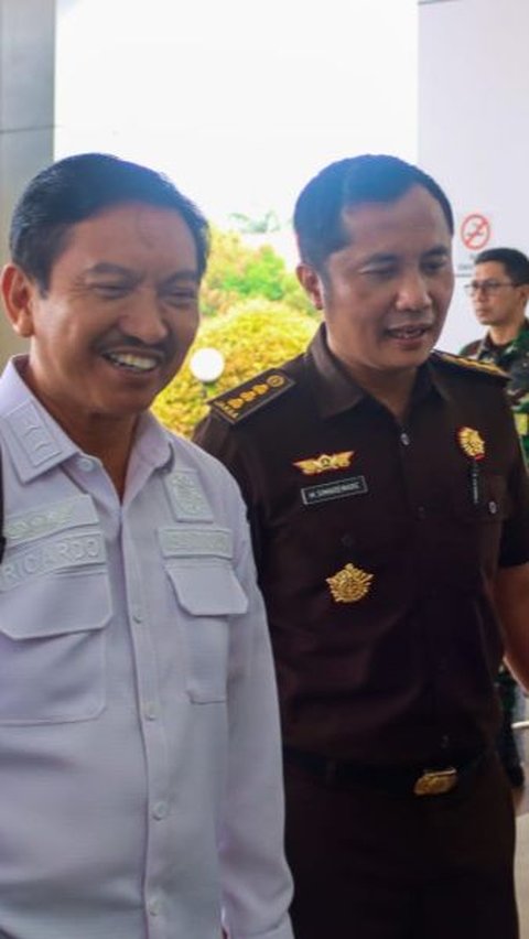 Wakajati Riau Dampingi Direktur B JAM-Intelijen Kejaksaan Agung Tinjau Posko Perwakilan Kejaksaan