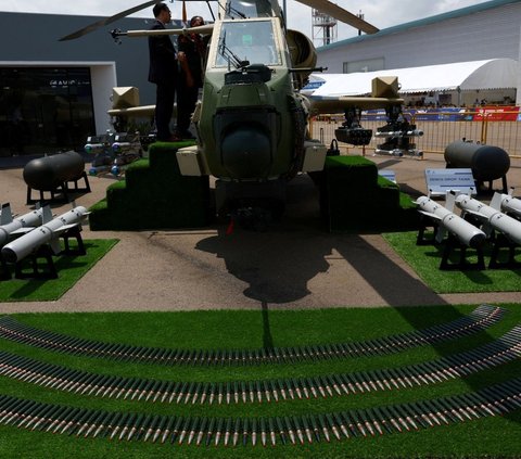 FOTO: Tampang Helikopter Serang Z-10 Buatan China di Singapore Airshow, Sangar tapi Sepi Peminat