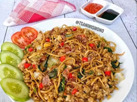 1. Mie Goreng Mawut<br>