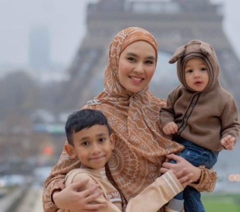 Momen Bahagia Istri Habib Usman bin Yahya dan Keluarga Traveling ke London dan Paris, Foto-fotonya Kece Habis