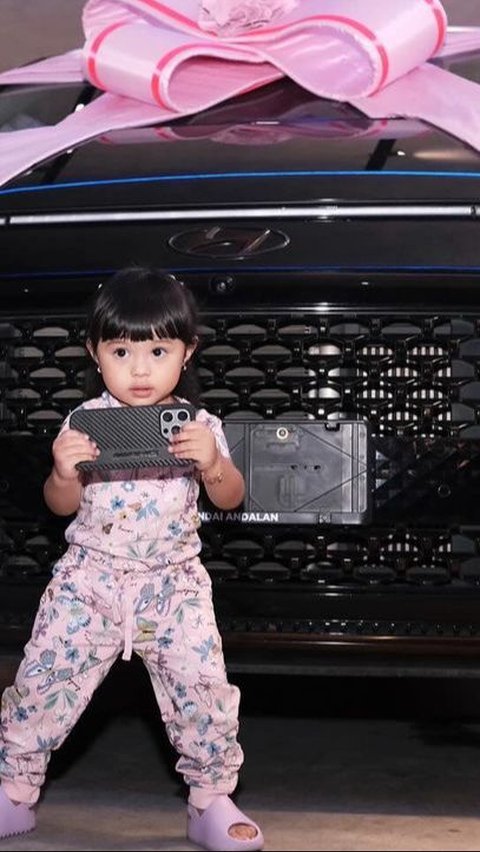 Not Showing Off, This is the Real Reason Atta Halilintar Bought a Car Gift for 2-year-old Ameena