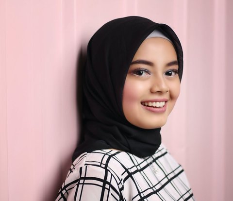 Bronze Makeup jadi Tren Makeup Ramadan dan Lebaran 2024