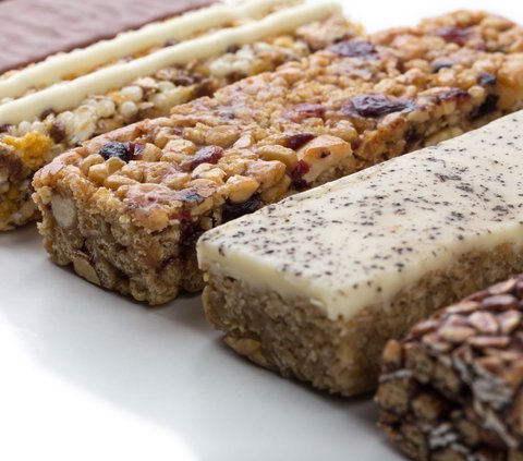 Making Low-Calorie Protein Bars, Very Practical with Only 5 Ingredients