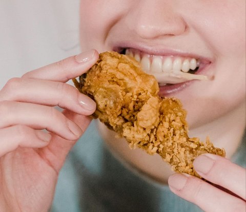 How to Cook Fried Chicken ala Restaurant Style, Soak in Ice Water for a Crispy Texture