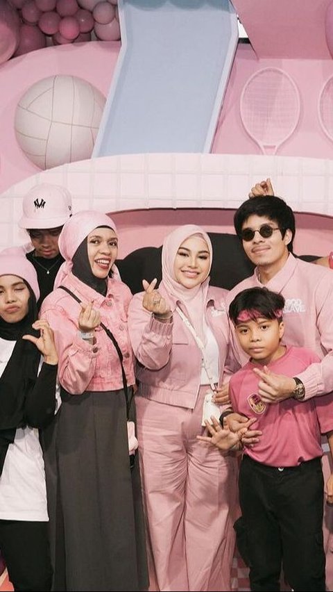 Potret Keseruan Pesta Ulang Tahun Ameena ke-2, Bertema Pink Keluarga Semua Kumpul