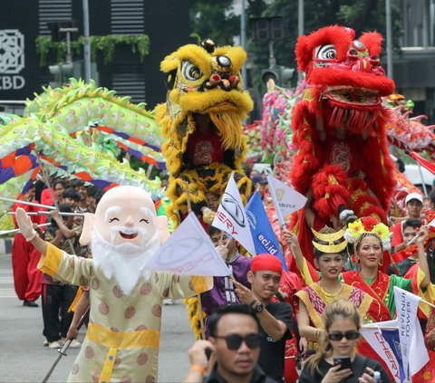 FOTO: Diwarnai Atraksi Tatung, Begini Keseruan Perayaan Cap Go Meh 2024 di Jakarta