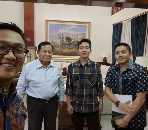 Ketua Umum Partai Demokrat Agus Harimurti Yudhoyono (AHY) mendukung Prabowo Subianto menarik sejumlah partai politik di luar koalisi masuk ke dalam kabinetnya.