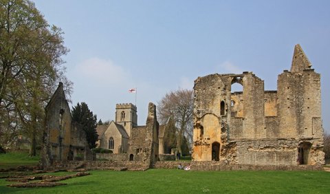 5 Haunted Places In Oxfordshire That Will Haunt Your Dreams | trstdly ...