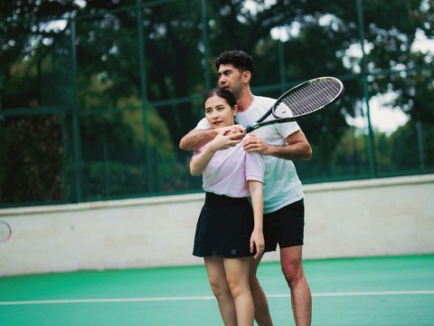 10 Potret Prilly Latuconsina saat Latihan Tenis, Tak Disangka Sosok Pelatihnya Bukan Orang Sembarangan