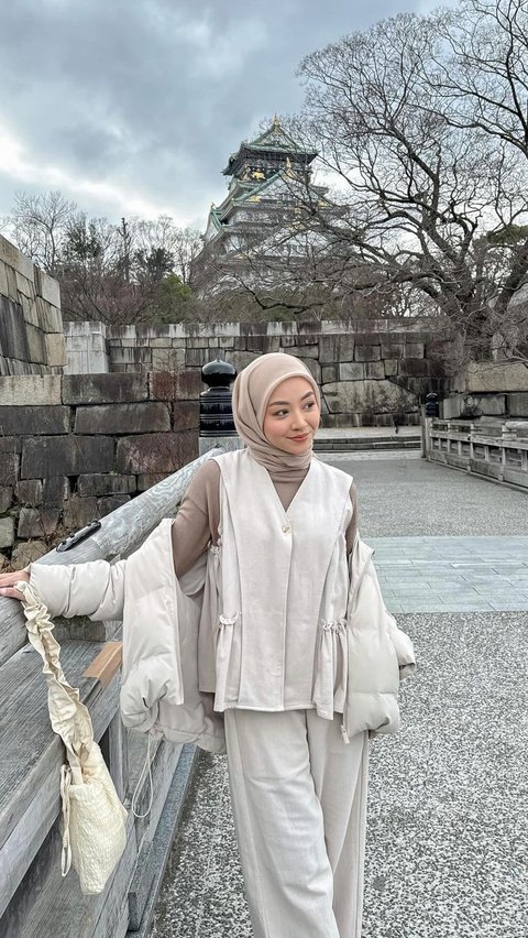 Tampil Sweet dengan Coffee Tone, 3 Style yang Bisa Jadi Inspirasi Hijaber