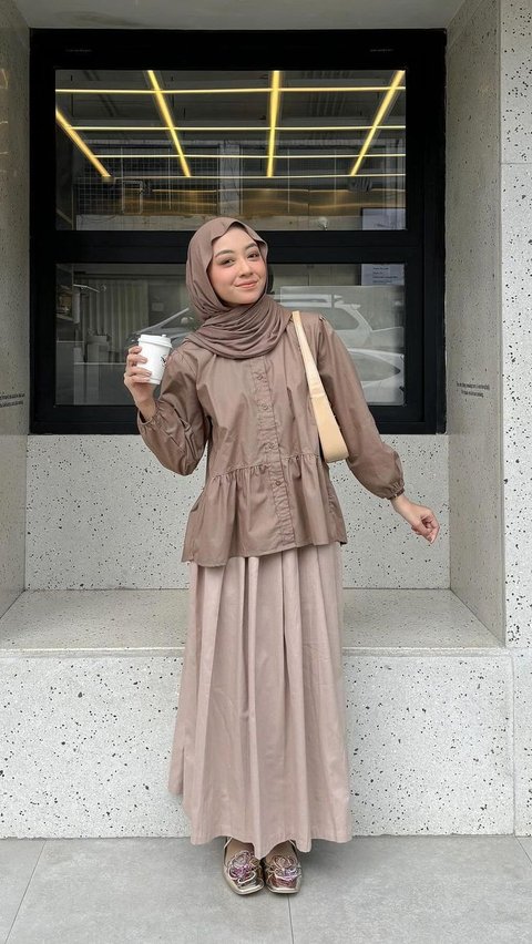 Look Sweet with Coffee Tone, 3 Styles that Can Inspire Hijabers