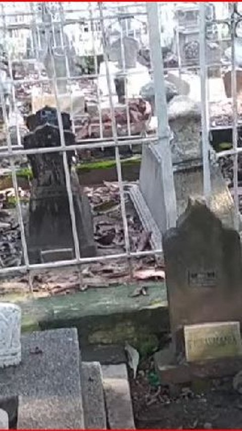 Cerita Unik dari Makam Para Tokoh Pribumi di Bergota Semarang, Ada Batu Misterius Bertuliskan Huruf Tionghoa