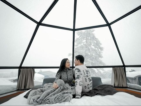 10 Portraits of Rachel Vennya and Salim Vacationing in Norway, 'Kelonan' on a Bed Like a New Substitute