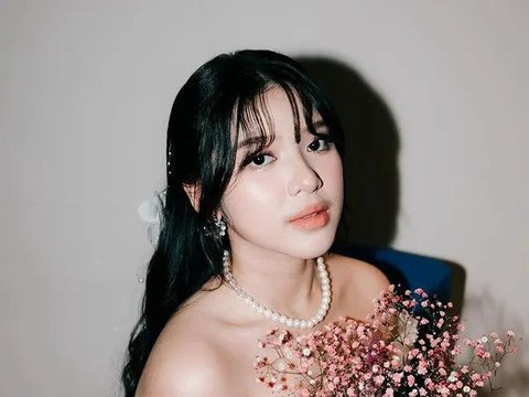 Potret Cantik Tiara Andini Kenakan Gaun Putih saat Tampil di Acara Pernikahan, Penampilannya Bak Pengantin