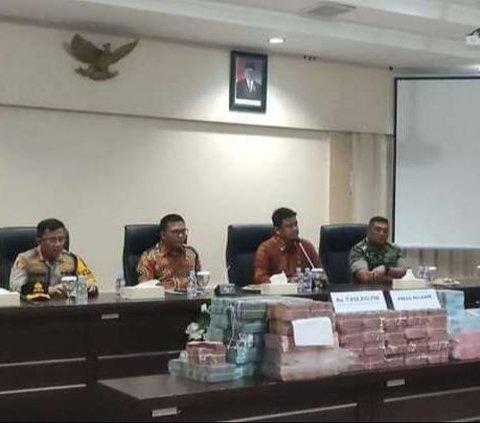 Kejaksaan Selamatkan Uang Rp7,8 Miliar di Kasus 'Lampu Pocong'