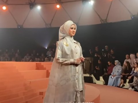 10 Foto Tissa Biani Tampil dengan Busana Hijab di Acara Zaskia Sungkar dan Shireen Sungkar, Bikin Pangling
