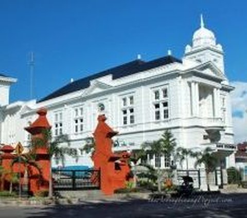 Pernah Jadi Ikon Uang Kertas Pecahan Rp500, Ini Sisi Menarik Gedung BI di Cirebon
