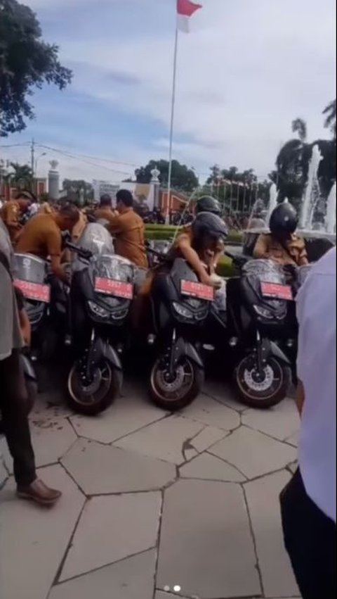 Pemkab Majalengka Bagikan Motor untuk Ratusan Kades dan Lurah, Telan Anggaran Rp11 Miliar