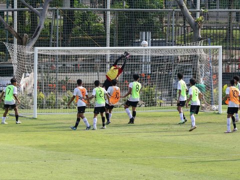 FOTO: Melihat Aksi Timnas Muda Jalani Seleksi Ketiga Pemusatan Latihan untuk Piala AFF U-16 di GBK