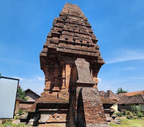 Gapura di Sidoarjo Ini Konon Pintu Suci Menuju Kerajaan Majapahit, Ini Potretnya