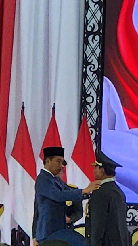 Sah! Prabowo Resmi Menyandang Pangkat Jenderal Bintang Empat