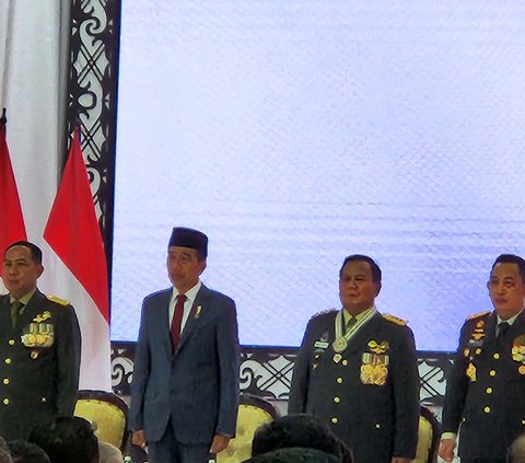 Prabowo Promoted to Honorary TNI General, Here's His Salary