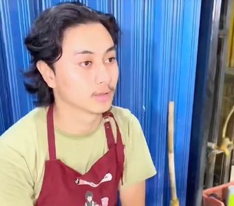 Curhat Istri Punya Suami Ganteng Jualan Cireng di Pinggir Jalan Jadi Sorotan 'Banyak yang Menghina Jualan di Kaki Lima'