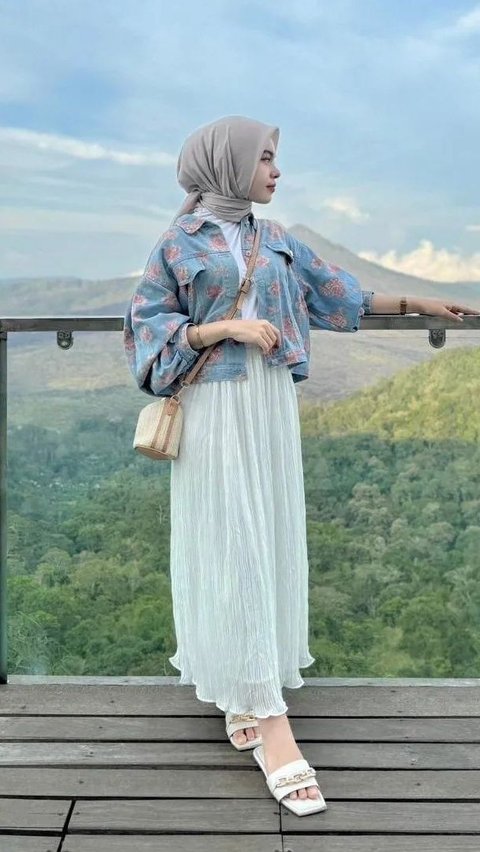 Outfit Denim Saat Lebaran Bikin Kamu Tambah Kece