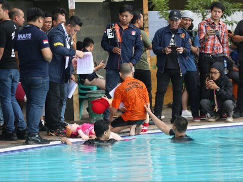 FOTO: Melihat Adegan Kekasih Tamara Tyasmara Saat Menenggelamkan Dante 12 Kali di Kolam Renang