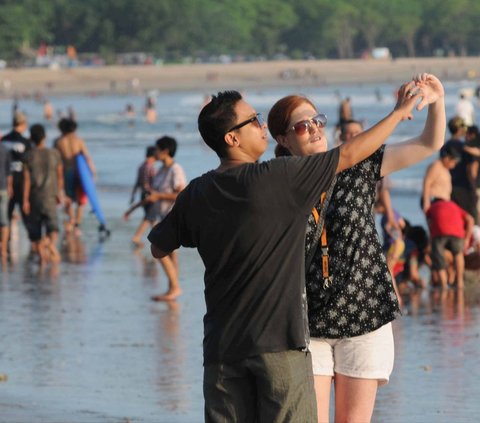 5 Countries Whose Citizens Visit Indonesia the Most