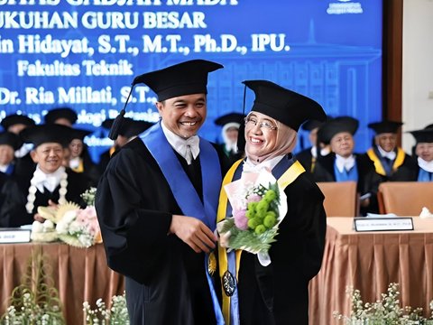 Struggling Together Since Freshman, This Husband and Wife Pair are Appointed as Professors at UGM Simultaneously