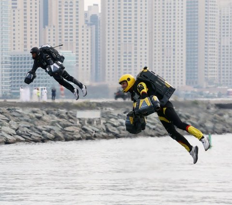 FOTO: Pertama di Dunia, Balapan ala 'Iron Man' Digelar di Dubai