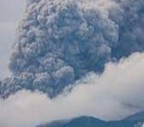 Gunung Marapi Sumbar Erupsi Lagi, Waspadai Ancaman Lahar