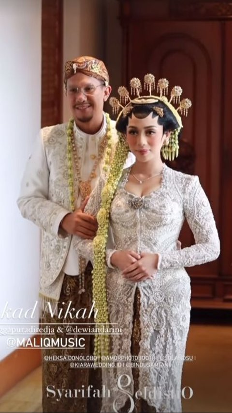 This is a portrait of the wedding of Angga and Dewi Andarini, held at The Dharmawangsa Hotel, South Jakarta.