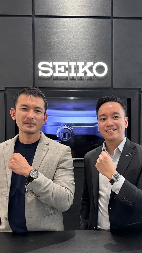 Watches Become a Must-Have Accessory for Rio Dewanto in His Daily Life