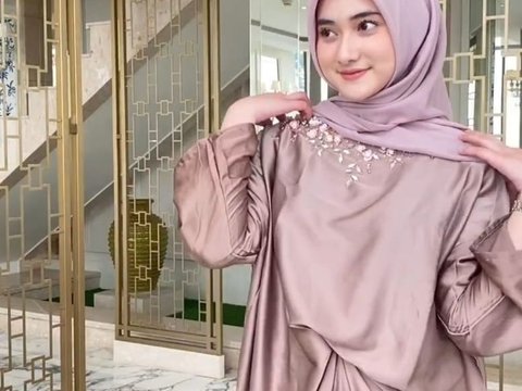 10 Women's Eid Clothes Models Trending in 2024