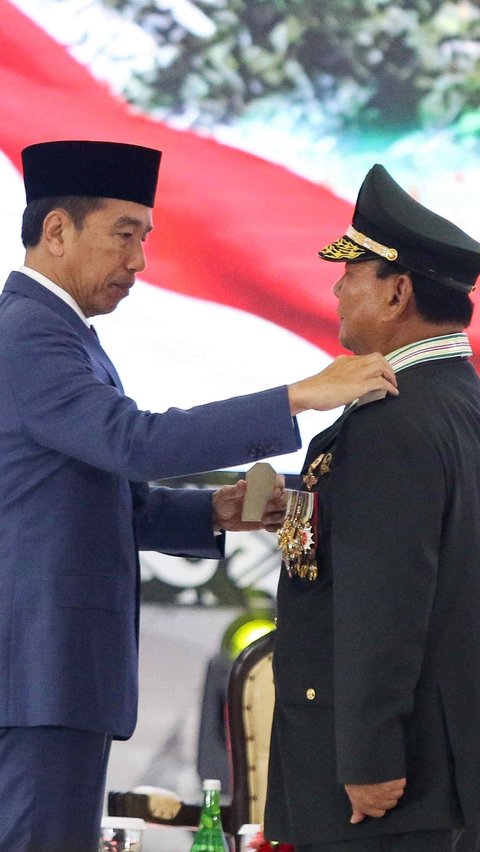 TPN Ganjar Kritik Penghargaan Jenderal Bintang 4 Prabowo: Sulit Dibantah Dukungan Jokowi di Pilpres 2024